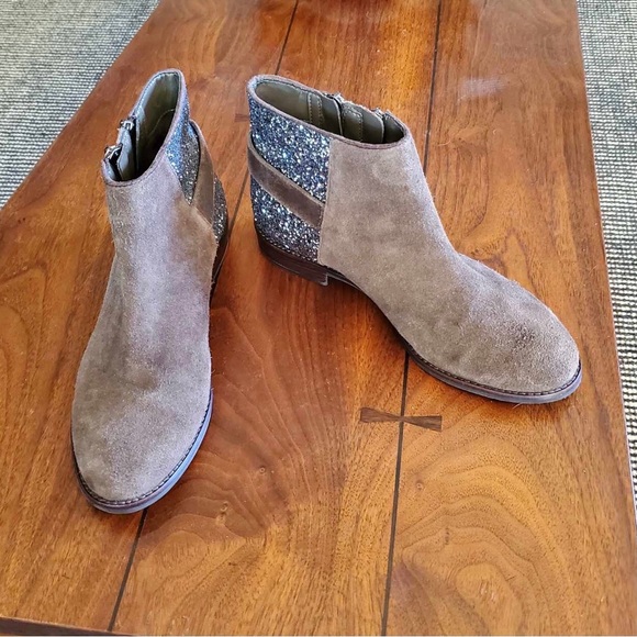 Gianni Bini Macke Suede Boot Brown Size 8.5 - Picture 2 of 11